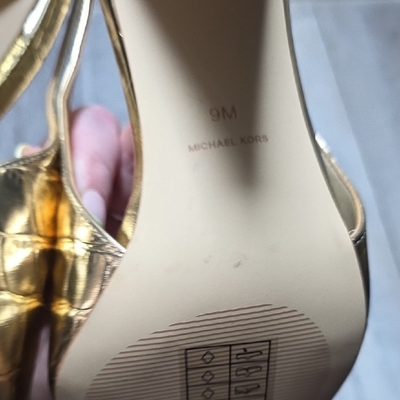 SOLD | Michael Kors | Electra Slingback Gold Leather, Pointed Toe Stacked *NWOB - Picture 8 of 13